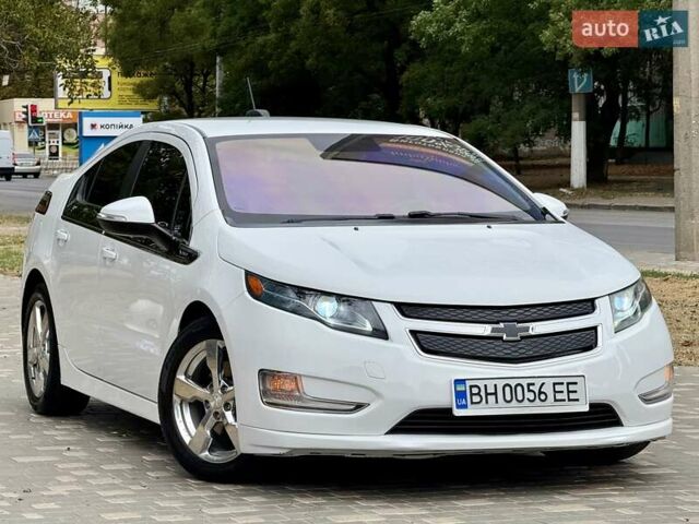 Белый Шевроле Вольт, объемом двигателя 1.4 л и пробегом 85 тыс. км за 9999 $, фото 26 на Automoto.ua