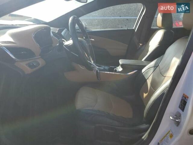 Білий Шевроле Вольт, об'ємом двигуна 1.4 л та пробігом 133 тис. км за 3000 $, фото 6 на Automoto.ua