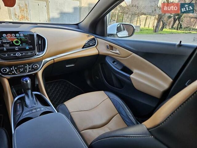 Білий Шевроле Вольт, об'ємом двигуна 1.5 л та пробігом 108 тис. км за 15500 $, фото 33 на Automoto.ua