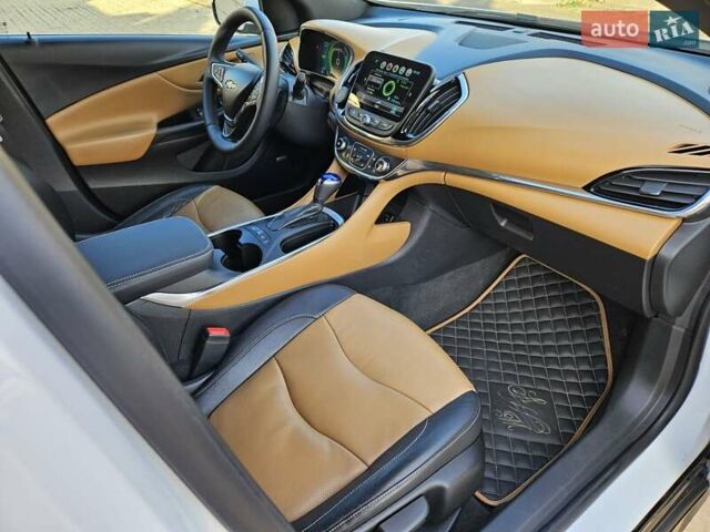 Білий Шевроле Вольт, об'ємом двигуна 1.5 л та пробігом 108 тис. км за 15500 $, фото 54 на Automoto.ua