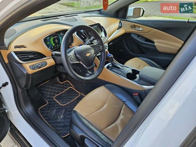 Білий Шевроле Вольт, об'ємом двигуна 1.5 л та пробігом 108 тис. км за 15500 $, фото 39 на Automoto.ua