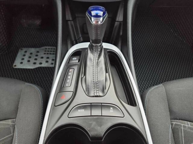 Білий Шевроле Вольт, об'ємом двигуна 1.5 л та пробігом 159 тис. км за 13699 $, фото 4 на Automoto.ua