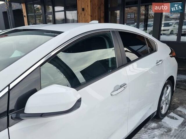 Белый Шевроле Вольт, объемом двигателя 1.5 л и пробегом 159 тыс. км за 13699 $, фото 11 на Automoto.ua