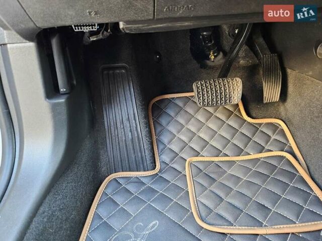 Білий Шевроле Вольт, об'ємом двигуна 1.5 л та пробігом 108 тис. км за 15500 $, фото 46 на Automoto.ua