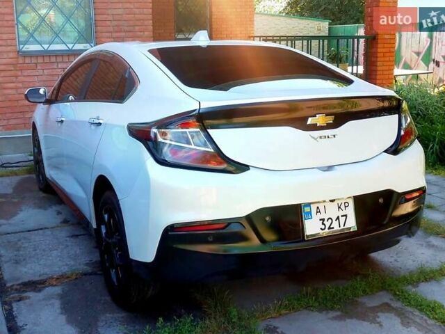 Белый Шевроле Вольт, объемом двигателя 1.49 л и пробегом 141 тыс. км за 16000 $, фото 3 на Automoto.ua