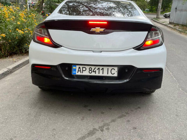 Белый Шевроле Вольт, объемом двигателя 1.5 л и пробегом 135 тыс. км за 15000 $, фото 11 на Automoto.ua