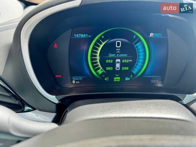 Белый Шевроле Вольт, объемом двигателя 1.4 л и пробегом 147 тыс. км за 15000 $, фото 22 на Automoto.ua