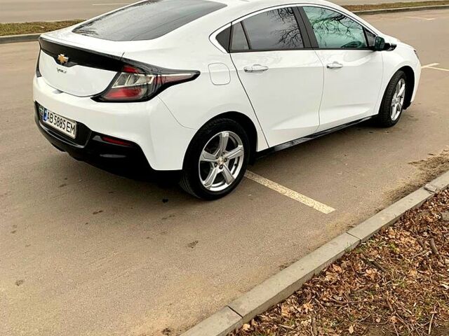 Білий Шевроле Вольт, об'ємом двигуна 1.5 л та пробігом 155 тис. км за 12500 $, фото 2 на Automoto.ua