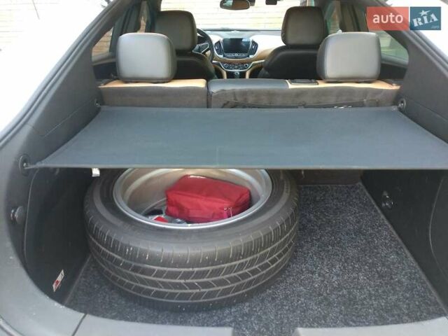 Белый Шевроле Вольт, объемом двигателя 1.49 л и пробегом 141 тыс. км за 16000 $, фото 12 на Automoto.ua