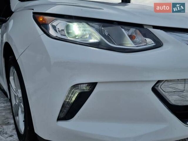 Белый Шевроле Вольт, объемом двигателя 1.5 л и пробегом 159 тыс. км за 13699 $, фото 21 на Automoto.ua