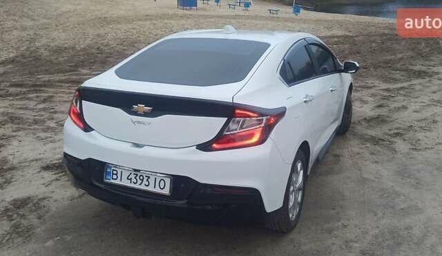 Білий Шевроле Вольт, об'ємом двигуна 1.49 л та пробігом 128 тис. км за 15000 $, фото 5 на Automoto.ua