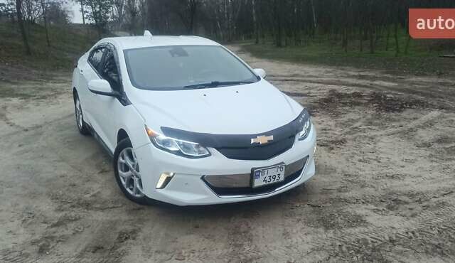 Білий Шевроле Вольт, об'ємом двигуна 1.49 л та пробігом 128 тис. км за 15000 $, фото 2 на Automoto.ua