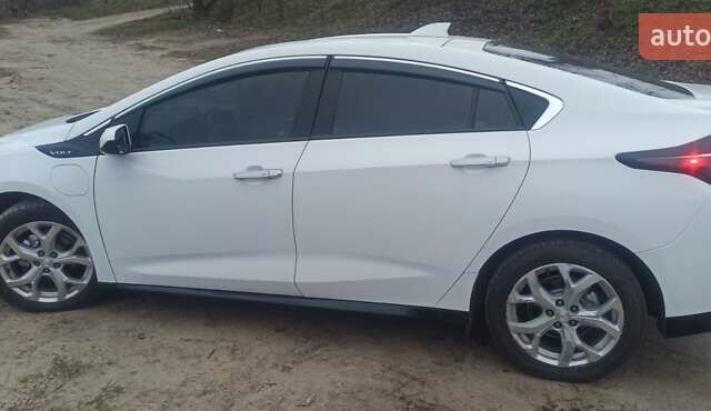 Білий Шевроле Вольт, об'ємом двигуна 1.49 л та пробігом 128 тис. км за 15000 $, фото 7 на Automoto.ua