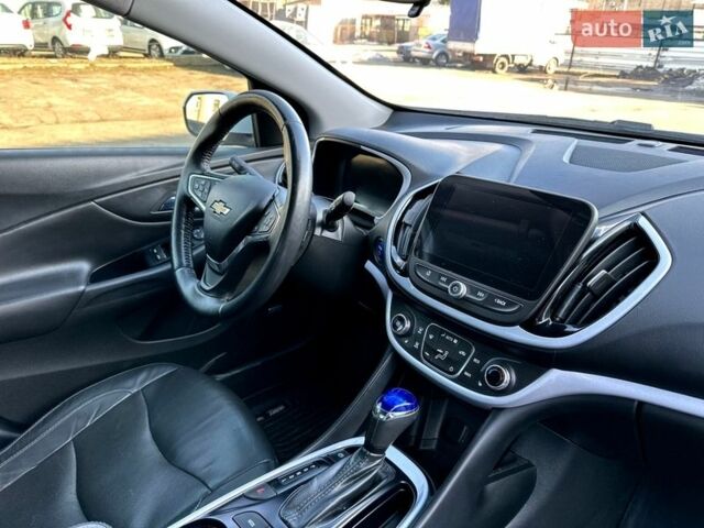 Білий Шевроле Вольт, об'ємом двигуна 1.5 л та пробігом 150 тис. км за 17300 $, фото 8 на Automoto.ua