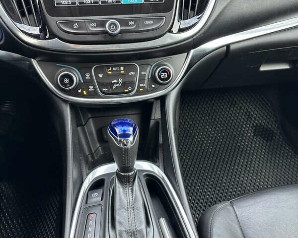 Белый Шевроле Вольт, объемом двигателя 1.49 л и пробегом 139 тыс. км за 14700 $, фото 14 на Automoto.ua