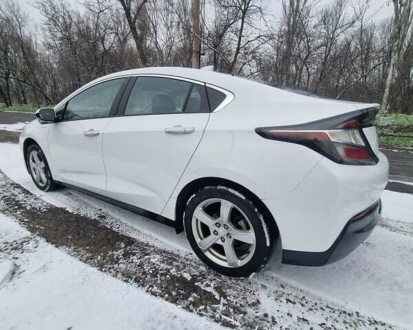 Белый Шевроле Вольт, объемом двигателя 1.5 л и пробегом 154 тыс. км за 14900 $, фото 2 на Automoto.ua