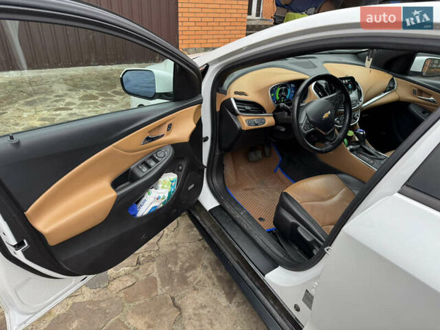 Белый Шевроле Вольт, объемом двигателя 1.5 л и пробегом 88 тыс. км за 17500 $, фото 11 на Automoto.ua