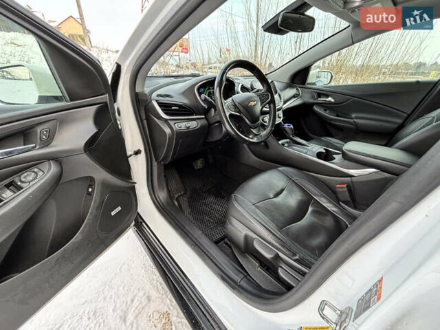 Белый Шевроле Вольт, объемом двигателя 1.49 л и пробегом 139 тыс. км за 14700 $, фото 7 на Automoto.ua