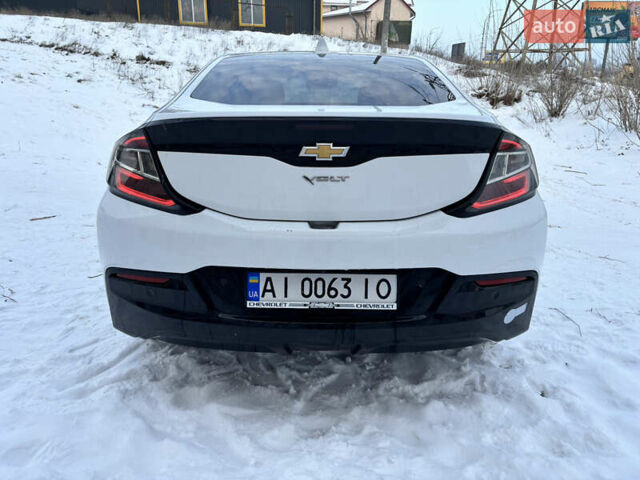 Белый Шевроле Вольт, объемом двигателя 1.49 л и пробегом 139 тыс. км за 14700 $, фото 3 на Automoto.ua