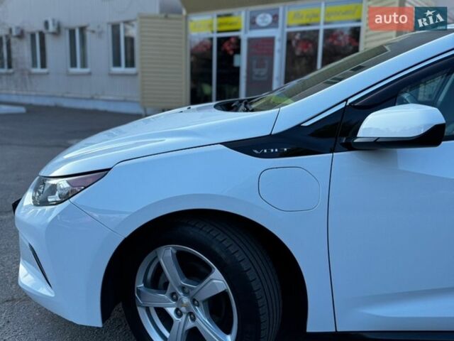 Білий Шевроле Вольт, об'ємом двигуна 1.4 л та пробігом 112 тис. км за 15900 $, фото 9 на Automoto.ua