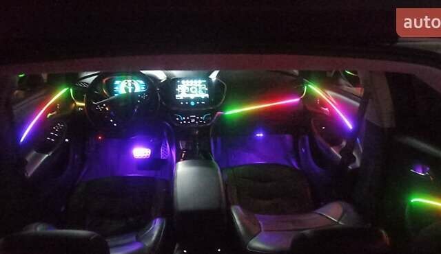 Білий Шевроле Вольт, об'ємом двигуна 1.49 л та пробігом 128 тис. км за 15000 $, фото 27 на Automoto.ua