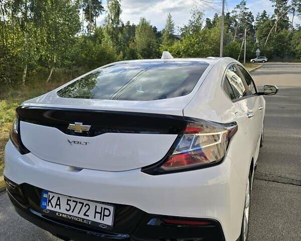 Білий Шевроле Вольт, об'ємом двигуна 1.49 л та пробігом 206 тис. км за 16000 $, фото 16 на Automoto.ua