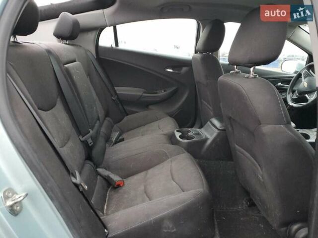 Белый Шевроле Вольт, объемом двигателя 1.5 л и пробегом 90 тыс. км за 3000 $, фото 9 на Automoto.ua