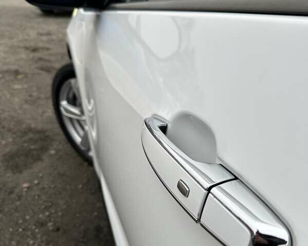 Белый Шевроле Вольт, объемом двигателя 1.49 л и пробегом 95 тыс. км за 18400 $, фото 7 на Automoto.ua