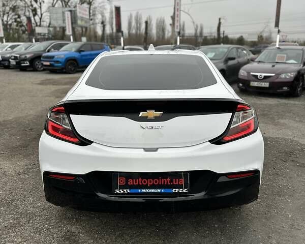 Белый Шевроле Вольт, объемом двигателя 1.49 л и пробегом 95 тыс. км за 18400 $, фото 12 на Automoto.ua