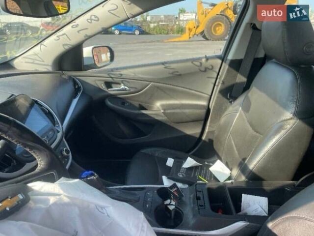 Белый Шевроле Вольт, объемом двигателя 1.49 л и пробегом 218 тыс. км за 13500 $, фото 21 на Automoto.ua