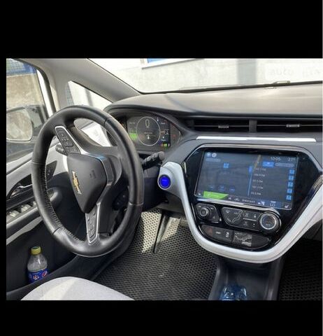 Белый Шевроле Вольт, объемом двигателя 0 л и пробегом 65 тыс. км за 14300 $, фото 5 на Automoto.ua