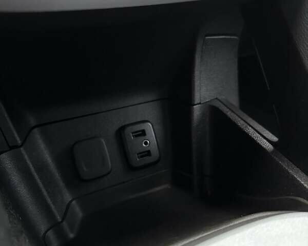 Білий Шевроле Вольт, об'ємом двигуна 1.49 л та пробігом 95 тис. км за 18400 $, фото 39 на Automoto.ua