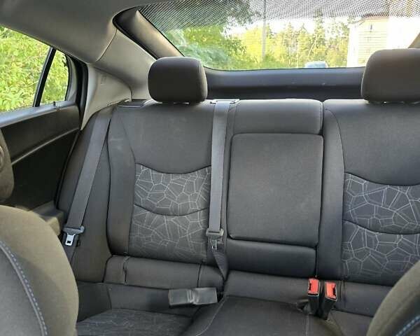 Білий Шевроле Вольт, об'ємом двигуна 1.49 л та пробігом 206 тис. км за 16000 $, фото 15 на Automoto.ua