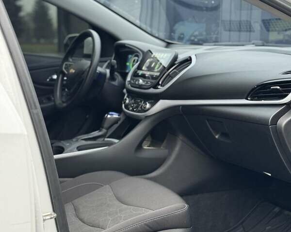 Белый Шевроле Вольт, объемом двигателя 1.5 л и пробегом 144 тыс. км за 14999 $, фото 21 на Automoto.ua