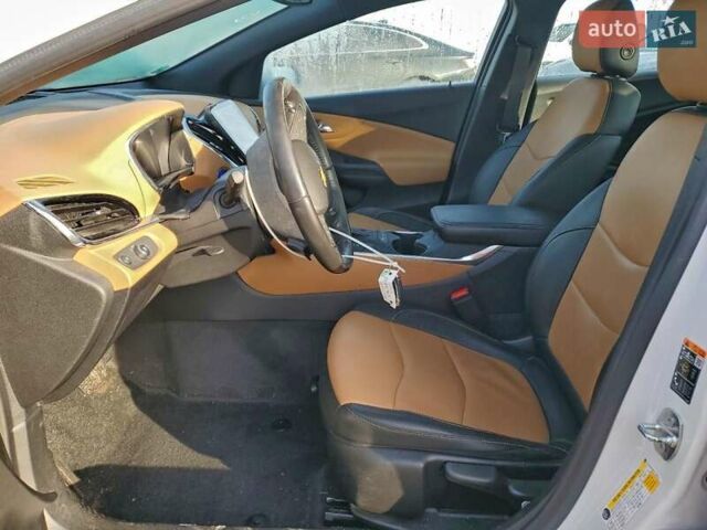 Білий Шевроле Вольт, об'ємом двигуна 1.5 л та пробігом 35 тис. км за 2500 $, фото 6 на Automoto.ua
