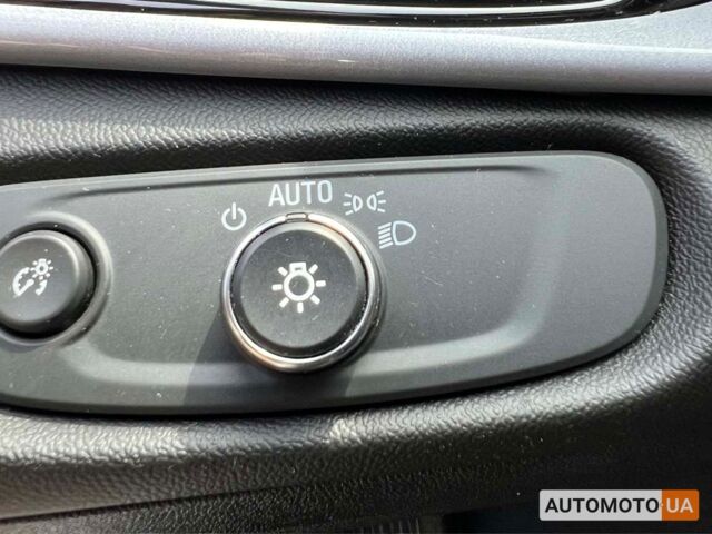 Белый Шевроле Вольт, объемом двигателя 1.5 л и пробегом 135 тыс. км за 15800 $, фото 11 на Automoto.ua