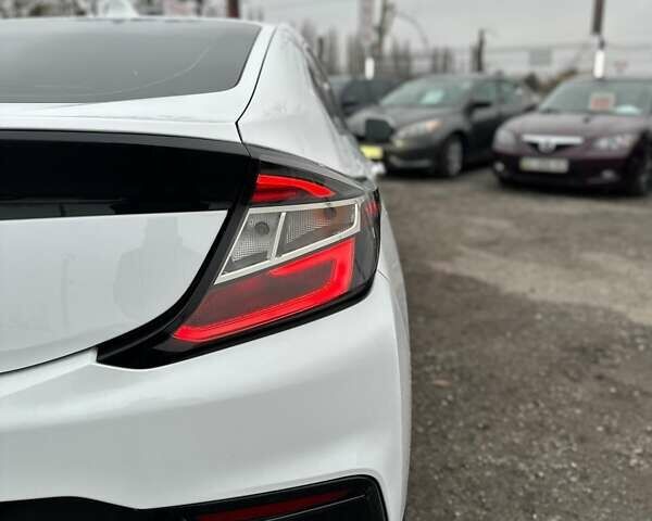 Білий Шевроле Вольт, об'ємом двигуна 1.49 л та пробігом 95 тис. км за 18400 $, фото 10 на Automoto.ua