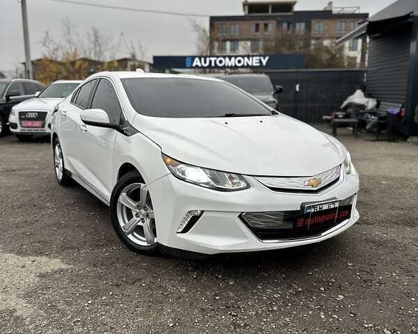 Белый Шевроле Вольт, объемом двигателя 1.49 л и пробегом 95 тыс. км за 18400 $, фото 2 на Automoto.ua