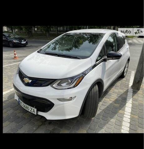 Белый Шевроле Вольт, объемом двигателя 0 л и пробегом 65 тыс. км за 14300 $, фото 1 на Automoto.ua