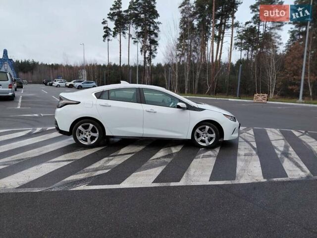 Белый Шевроле Вольт, объемом двигателя 1.49 л и пробегом 218 тыс. км за 13500 $, фото 7 на Automoto.ua