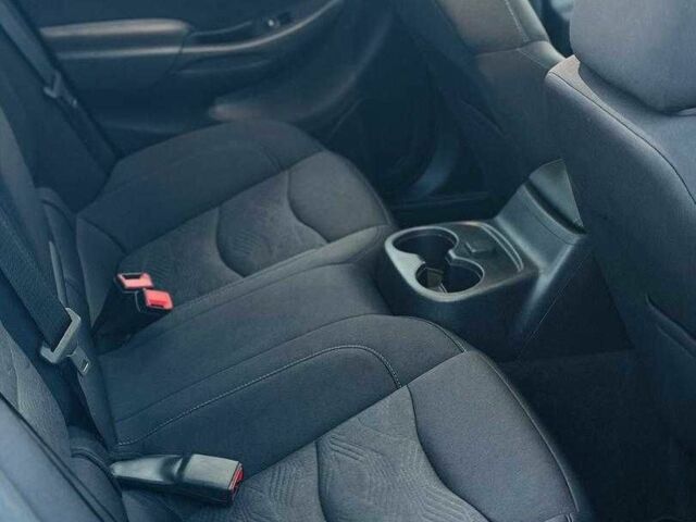 Белый Шевроле Вольт, объемом двигателя 1.5 л и пробегом 33 тыс. км за 11200 $, фото 6 на Automoto.ua