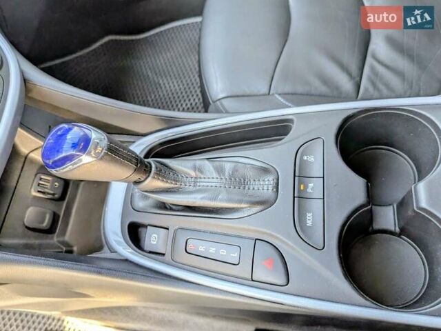 Белый Шевроле Вольт, объемом двигателя 1.49 л и пробегом 106 тыс. км за 16500 $, фото 13 на Automoto.ua