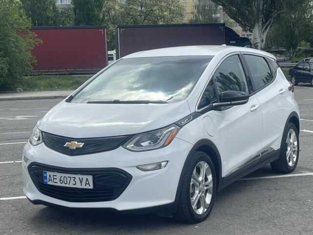 Белый Шевроле Вольт, объемом двигателя 0 л и пробегом 85 тыс. км за 12500 $, фото 2 на Automoto.ua
