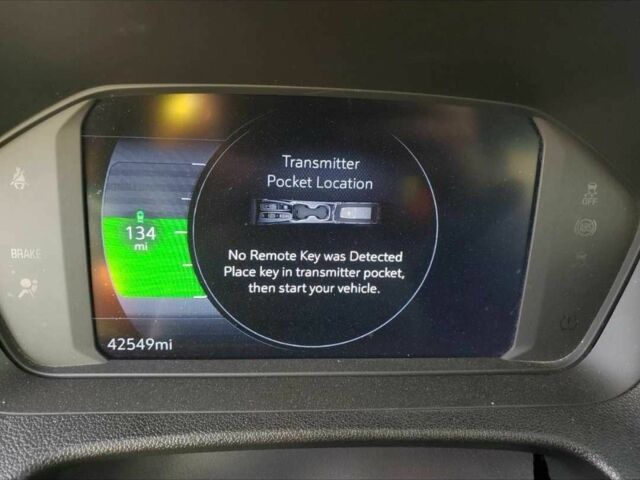 Белый Шевроле Вольт, объемом двигателя 0 л и пробегом 70 тыс. км за 15500 $, фото 2 на Automoto.ua