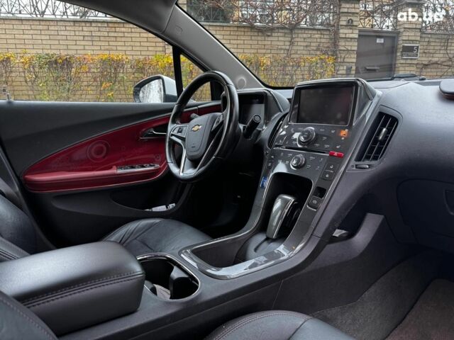 Белый Шевроле Вольт, объемом двигателя 1.4 л и пробегом 171 тыс. км за 10690 $, фото 21 на Automoto.ua