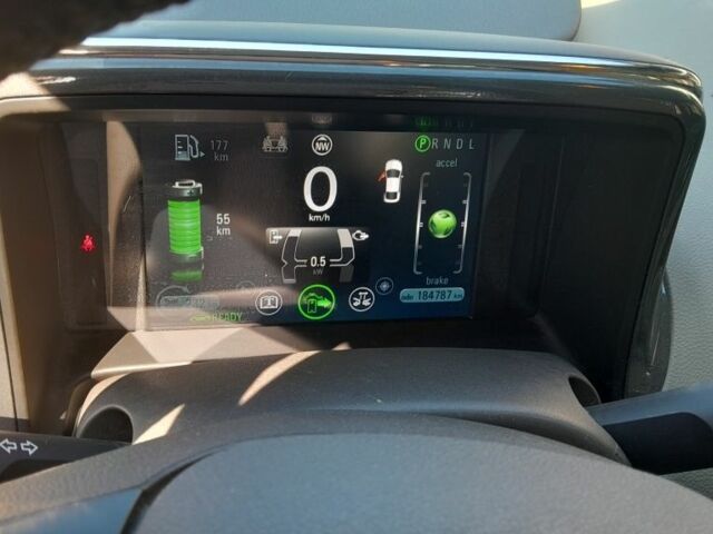 Белый Шевроле Вольт, объемом двигателя 1.4 л и пробегом 184 тыс. км за 10000 $, фото 10 на Automoto.ua