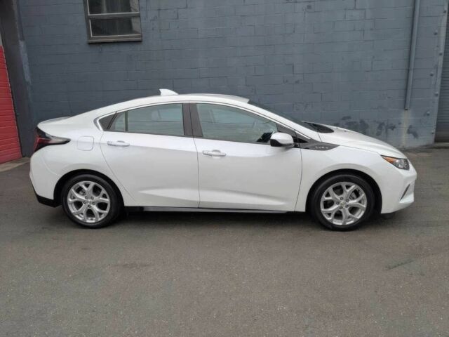 Белый Шевроле Вольт, объемом двигателя 0 л и пробегом 59 тыс. км за 12000 $, фото 3 на Automoto.ua