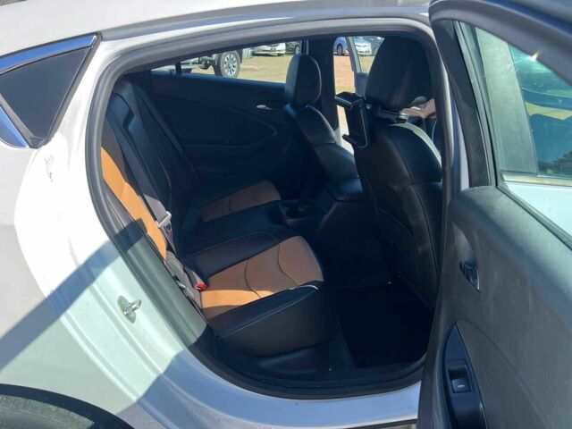 Белый Шевроле Вольт, объемом двигателя 1.5 л и пробегом 57 тыс. км за 4000 $, фото 9 на Automoto.ua