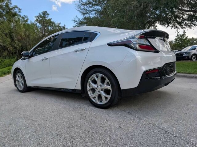 Белый Шевроле Вольт, объемом двигателя 1.5 л и пробегом 44 тыс. км за 12300 $, фото 5 на Automoto.ua