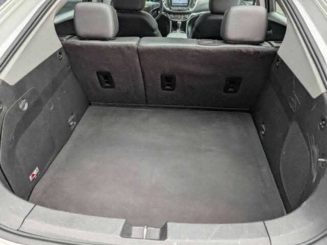 Белый Шевроле Вольт, объемом двигателя 1.5 л и пробегом 62 тыс. км за 3800 $, фото 11 на Automoto.ua